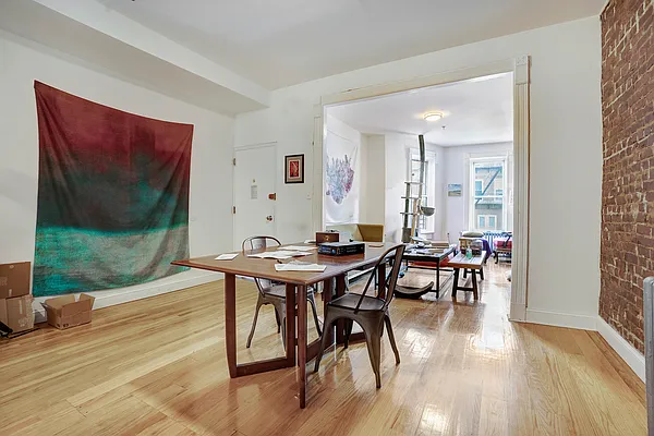 Rented by Bond New York | media 1