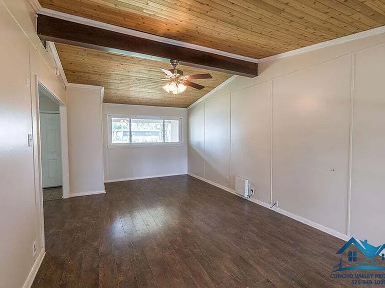 30 Clare Dr — Photo 5