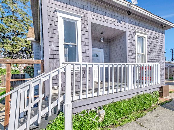 1-web-or-mls-915-river-st-upstairs_04032025