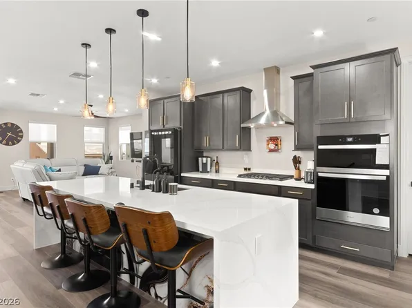 1424 Nocturnal Flight St, Las Vegas, NV 89138
