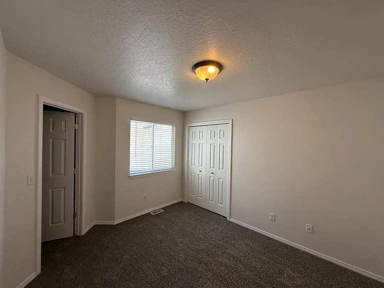 2158 S Dorothy Ave — Photo 18