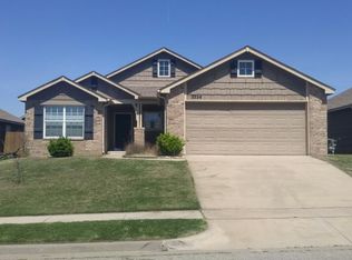 2224 E Elmira St, Broken Arrow, OK 74012