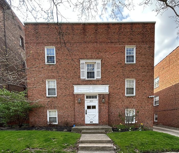 1st image of 2672 Mayfield Rd APT 5