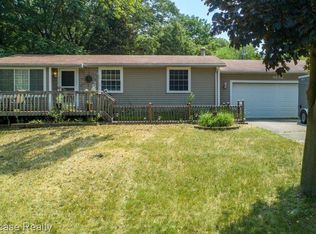 6132 N Nadeau St, Commerce Township, MI 48382