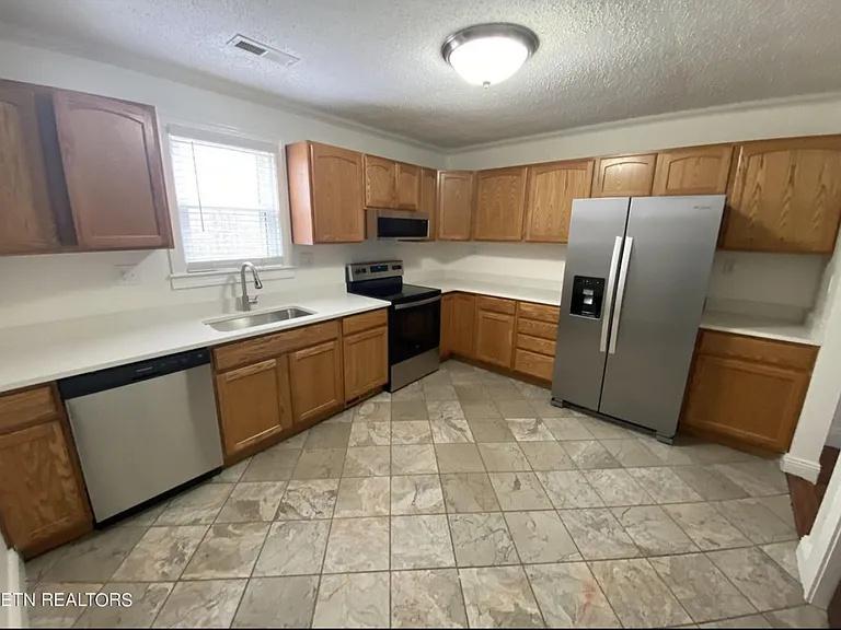 1828 Buford St #1 — Photo 7
