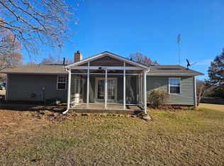 48143 Hope Rd, Maud, OK 74854