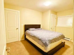15447 37a Ave BASEMENT 1/2, Surrey, BC