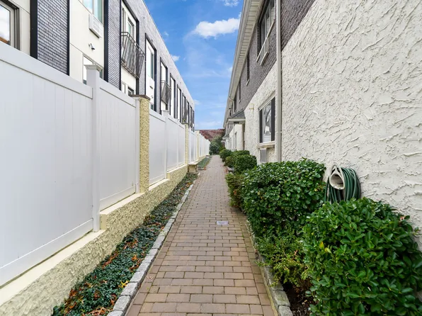 66-45 69th Street image 4 of 31