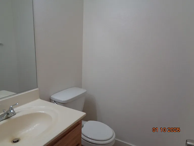1630 Gardenia Ct — Photo 7