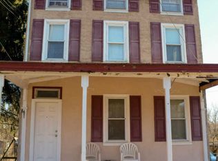 16 Mill Ln, Royersford, PA 19468