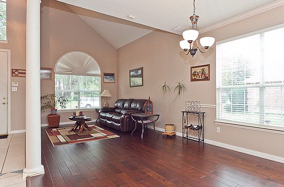 3rd image of 7823 Ravens Cliff Dr