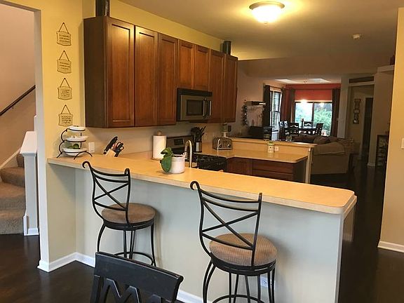 4th image of 18721 Mill Creek Dr