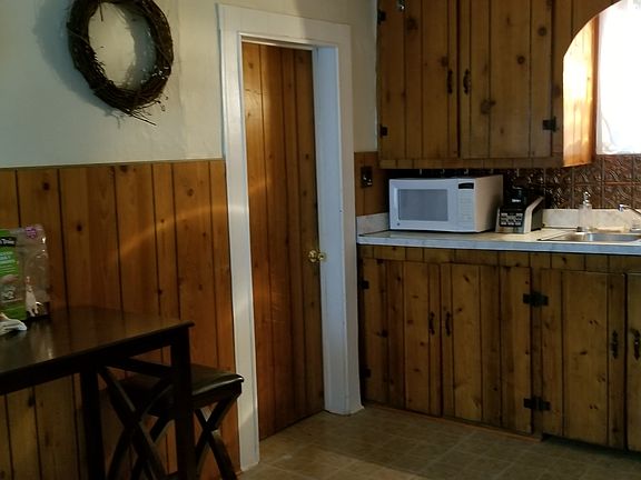 5th image of 1131 Jefferson Ave