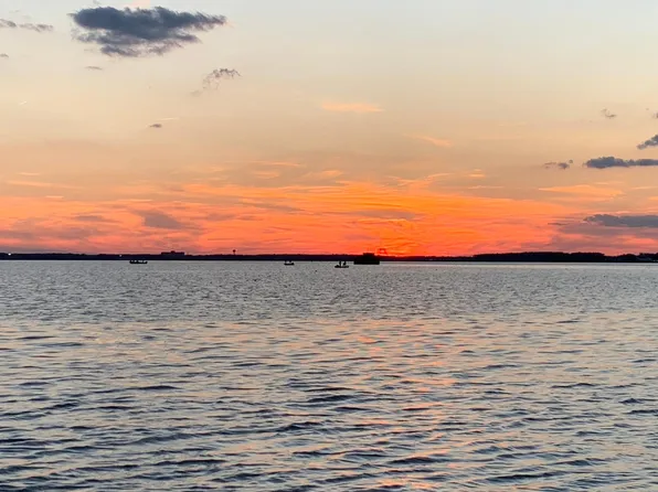 (undisclosed Address), Hampton, VA 23664
