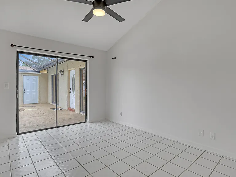 1279 Periwinkle Pl — Photo 13