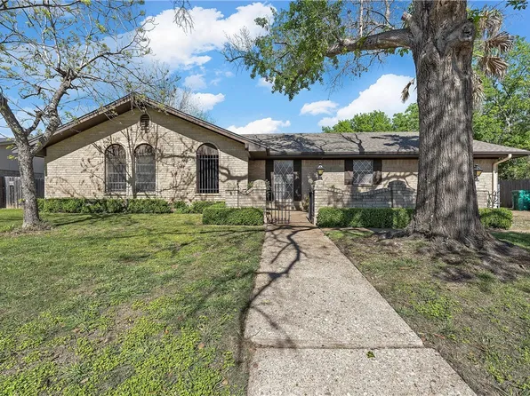 111 S Patricia St, Waco, TX 76705