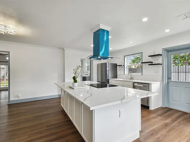 3905 W Paxton Ave — Photo 8