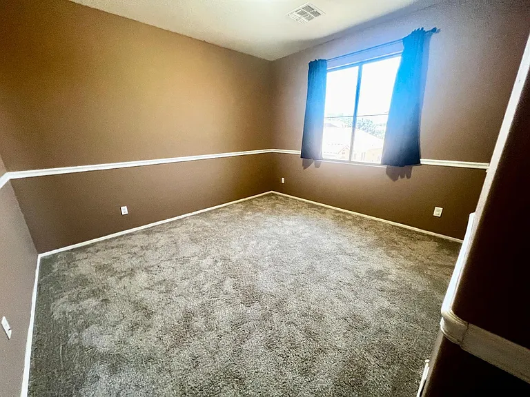 879 E Stottler Dr — Photo 38