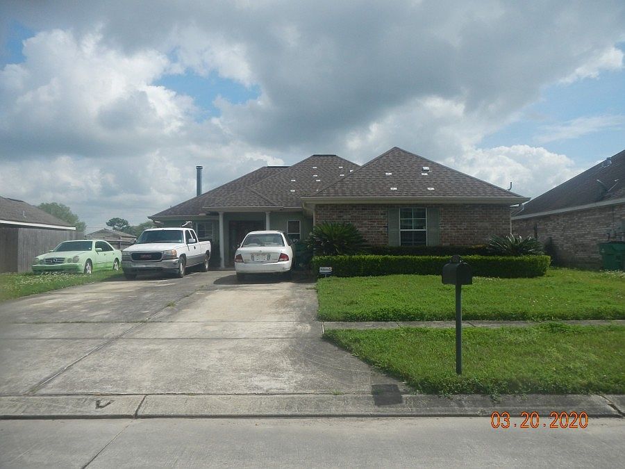 1st image of 164 Grove Park