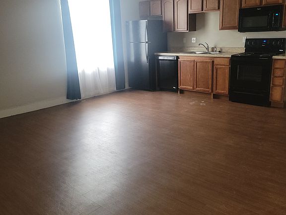 3rd image of 1404 S 37th St