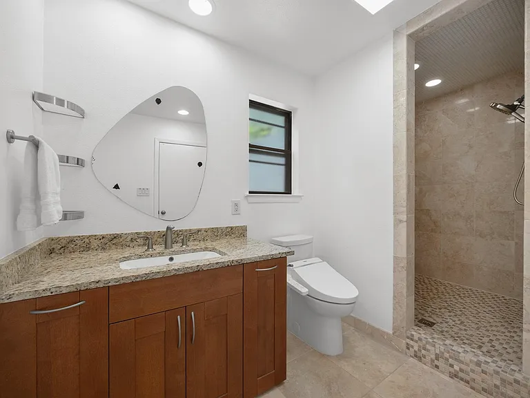 11532 Spicewood Pkwy — Photo 10