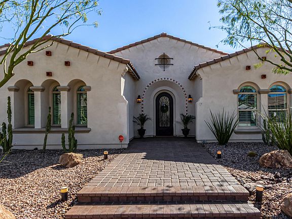 4th image of 9183 W Foothill Drive