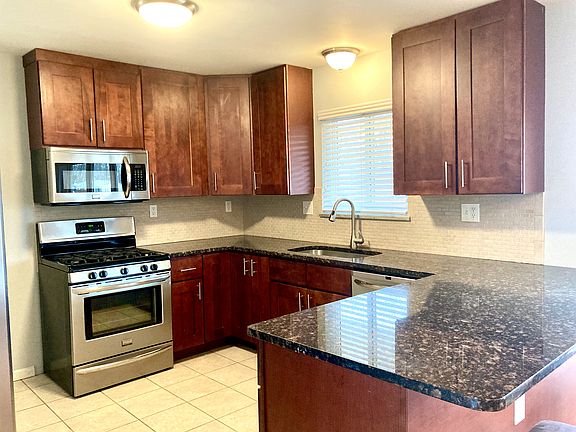 4th image of 8908 Iroquois Dr