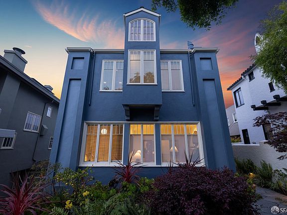 4th image of 33 Marcela Ave