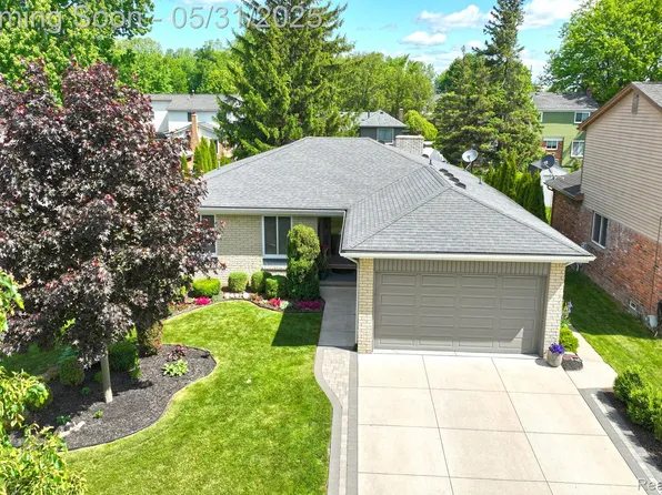 15159 Congress Dr, Sterling Heights, MI 48313
