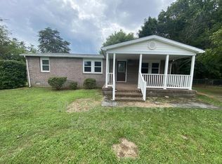 10935 Deerfield Dr, Fredericksburg, VA 22407