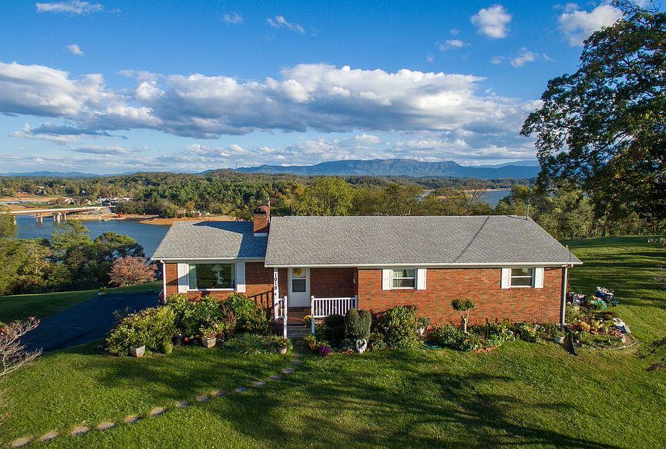 1st image of 1018 Hillview Dr