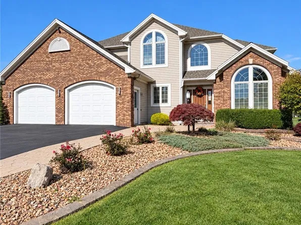 445 Marshell Ln, Caledonia, NY 14423