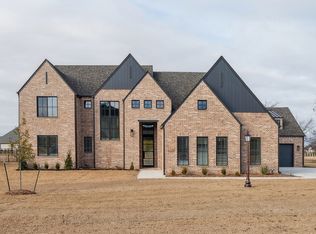 6322 N Wildwood Ln, Owasso, OK 74055