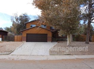 9 Armstrong Ln, Pueblo, CO 81001