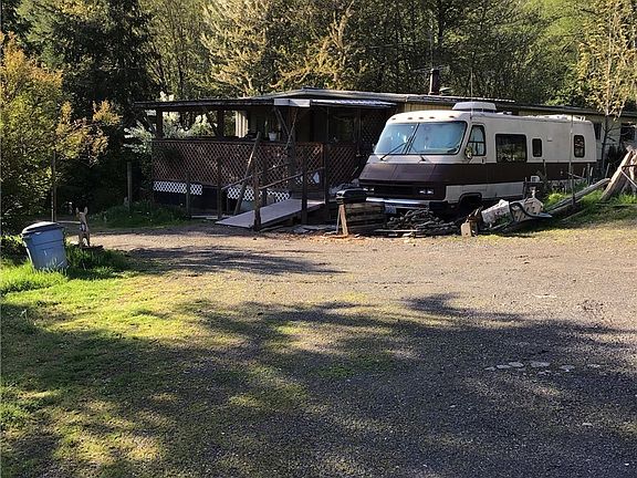 Currently on property is a two bedroom, 2 bath manufactured home.