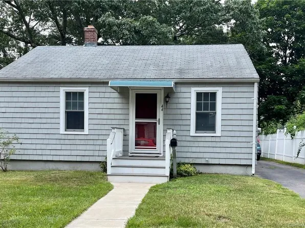 44 Durant Street, Manchester, CT 06040