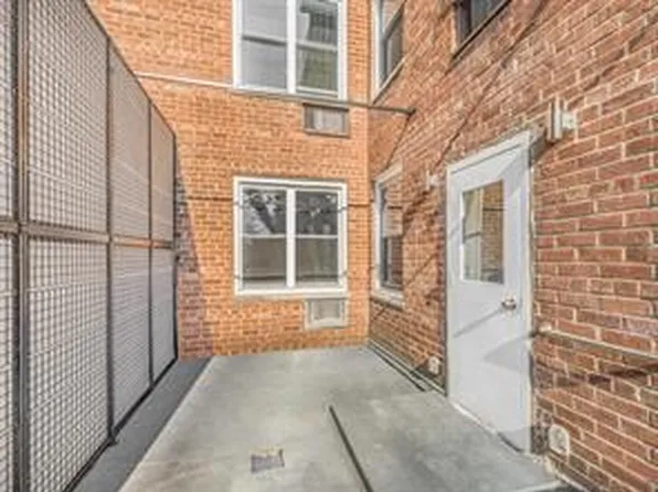 2465 Palisade Avenue image 19 of 24