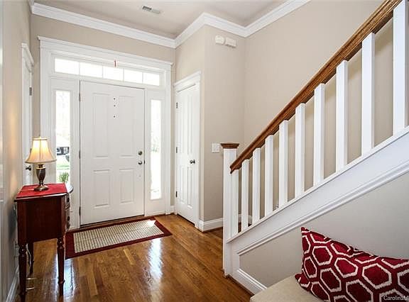 4th image of 16316 Kelly Park Cir #829