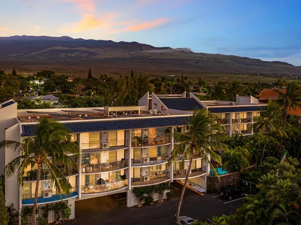 2124 Awihi Pl APT 206, Kihei, HI 96753