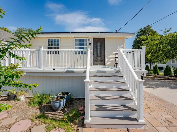 104 E Edgewater Ave, Pleasantville, NJ 08232