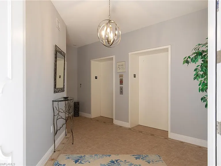 6081 Silver King Blvd #302 — Photo 5