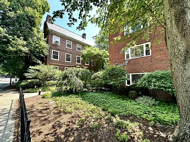 131 Sewall Ave #31 — Photo 5