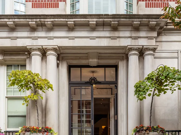 31 West 11th Street image 19 of 20