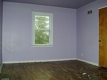 2nd image of 259 S Westlawn Dr