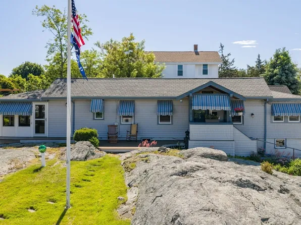 22 Wyola Rd, Hull, MA 02045