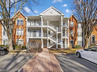 74 Chambord Ct, Hamilton, NJ 08619