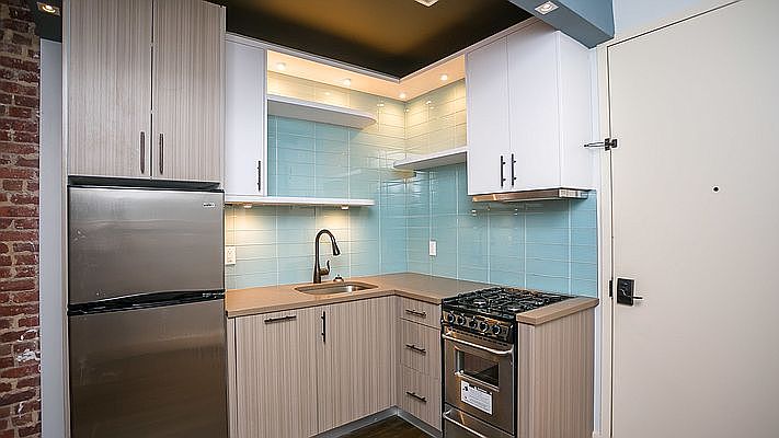 1st image of 860 Macon St #13