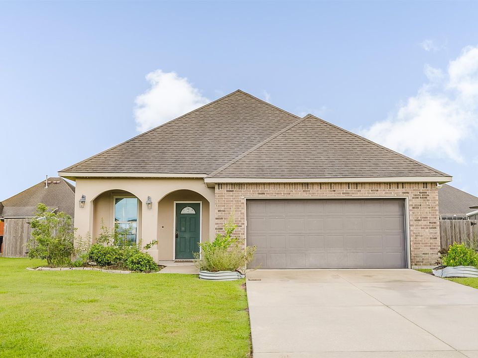 1st image of 271 Cottage Way