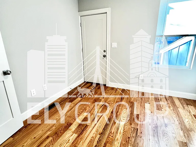 151 Crescent St #2C — Photo 8