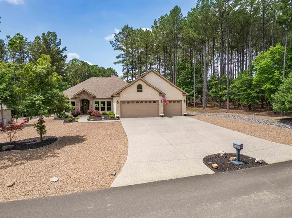 32 Alteza Dr, Hot Springs Village, AR 71909